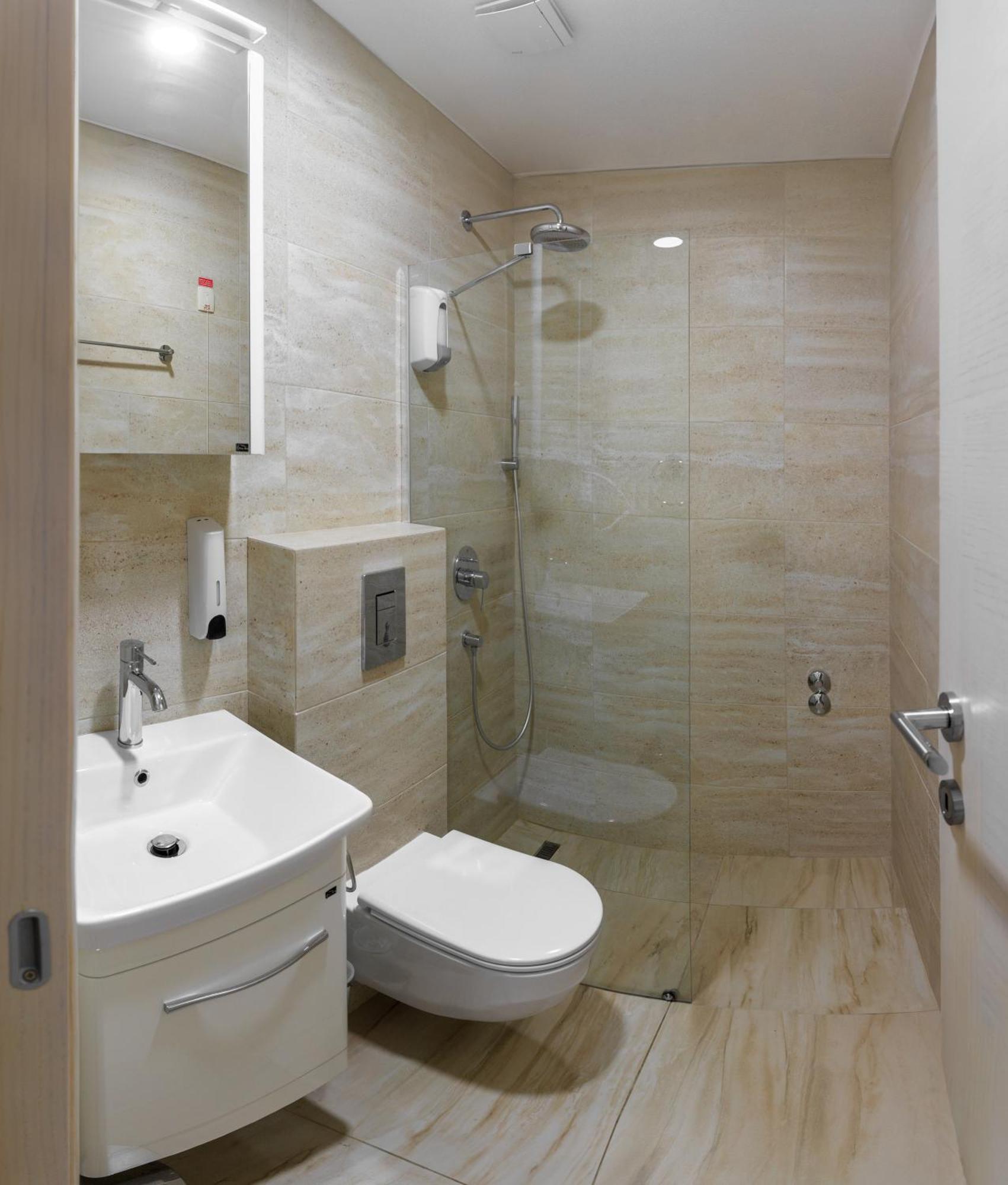 Hotel Maksim Herceg Novi Buitenkant foto