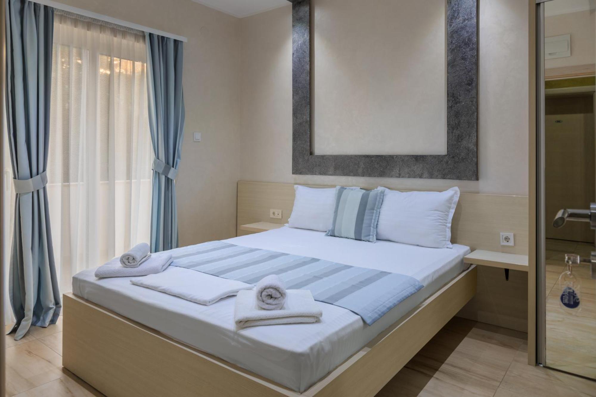 Hotel Maksim Herceg Novi Buitenkant foto