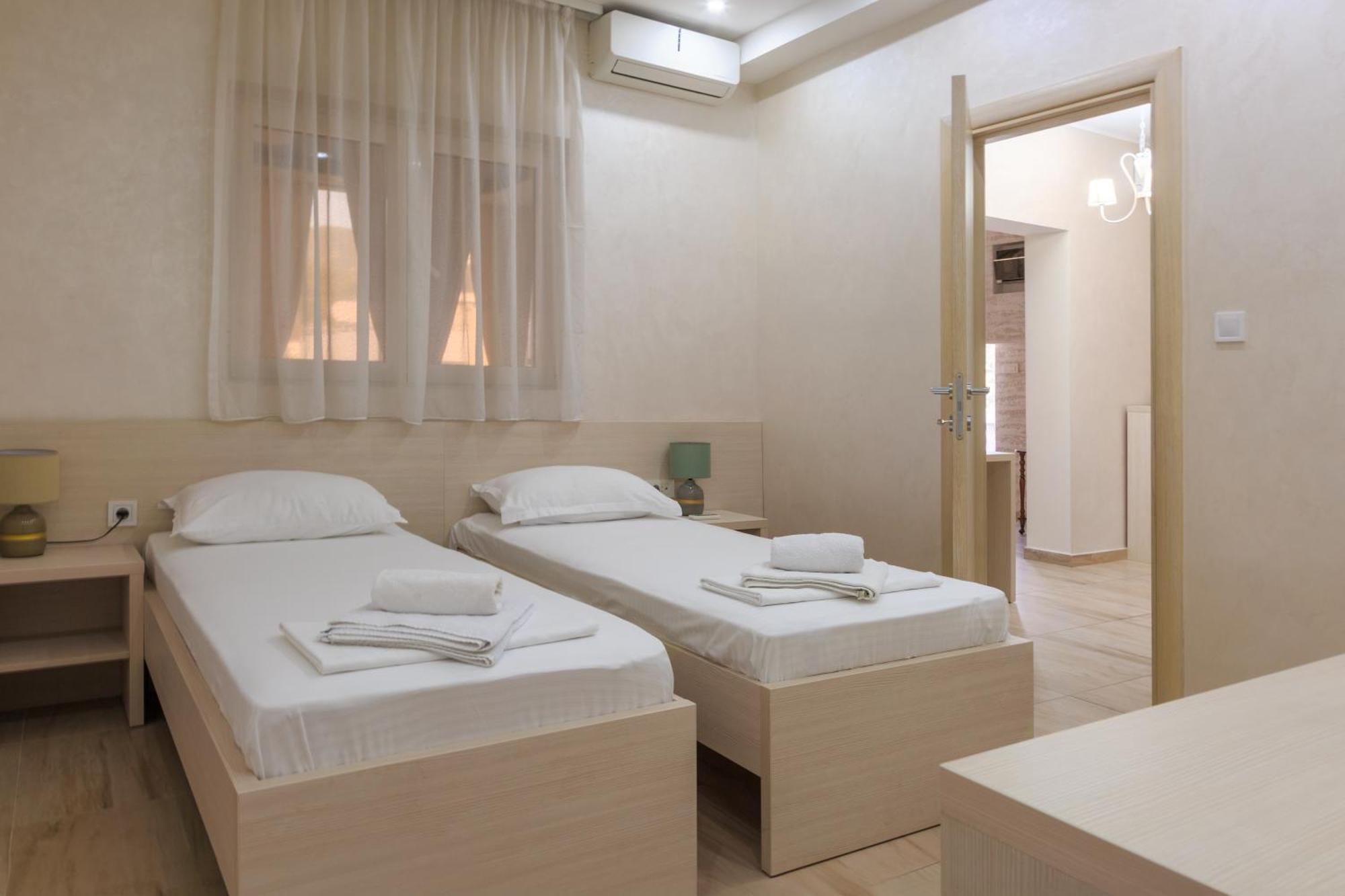 Hotel Maksim Herceg Novi Buitenkant foto